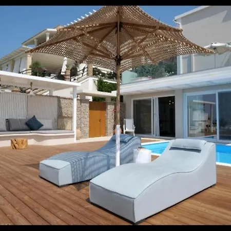 Paralia Luxury * Agios Stefanos Avliotes (Corfu)