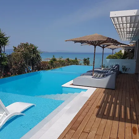Paralia Luxury * آغيوس ستيفانوس