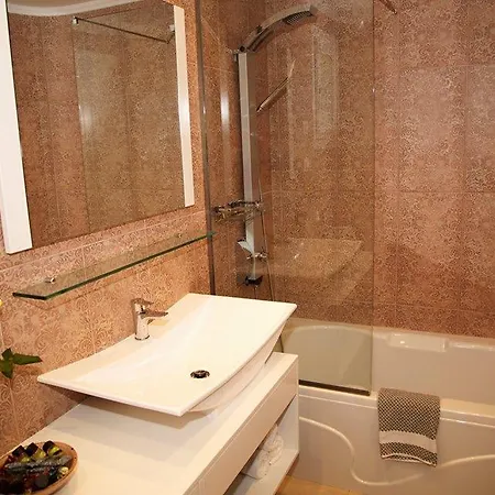 아파트 Paralia Luxury