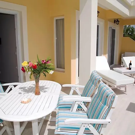 Paralia Luxury Agios Stefanos Avliotes (Corfu)