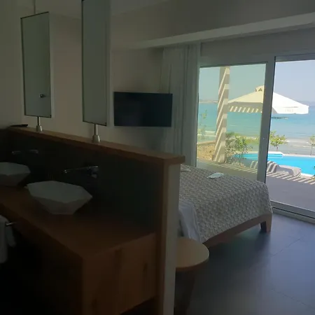 Paralia Luxury Апартаменты *