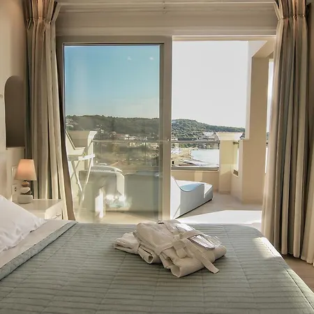 Paralia Luxury Apartmán *